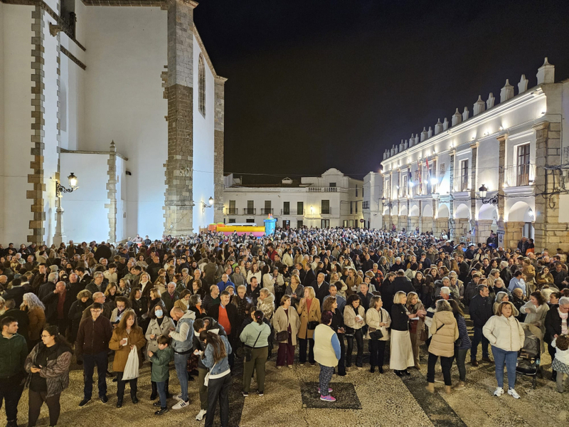 Celebrado el sorteo Sueldazo de 1.200 euros de la campaña de Navidad en Fuente del Maestre