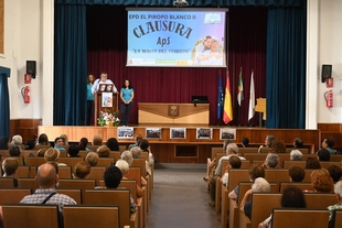 La Escuela Profesional `El Piropo Blanco II´ de Los Santos clausura con éxito su proyecto `La magia del cuidado´
