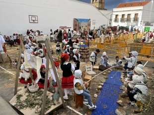 Premios del concurso de Belenes Escolares de Los Santos de Maimona