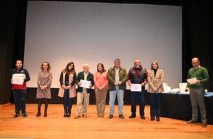 El Ayuntamiento de Los Santos de Maimona entregó los premios a los ganadores de los Concursos de Navidad