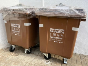 Los contenedores marrones para reciclaje de orgánica en Los Santos de Maimona podrán utilizarse a partir del sábado