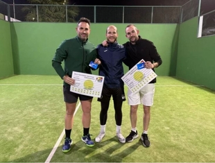 Mario Montaño y Carlos Carvajal campeones del I Torneo de Pádel de Navidad en Los Santos de Maimona