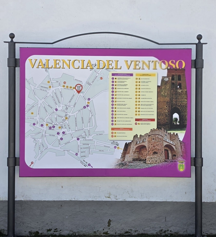 Valencia del Ventoso refuerza su atractivo turístico con un nuevo plano y mejora de sus espacios públicos