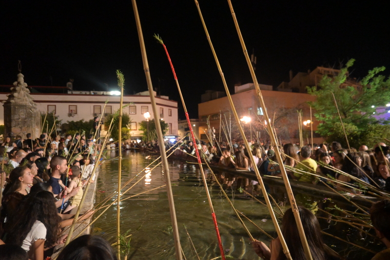 La tradicional `Mojá de la Vara´ protagonista de la festividad `De la Luna al Fuego´ en la Noche de San Juan de Zafra